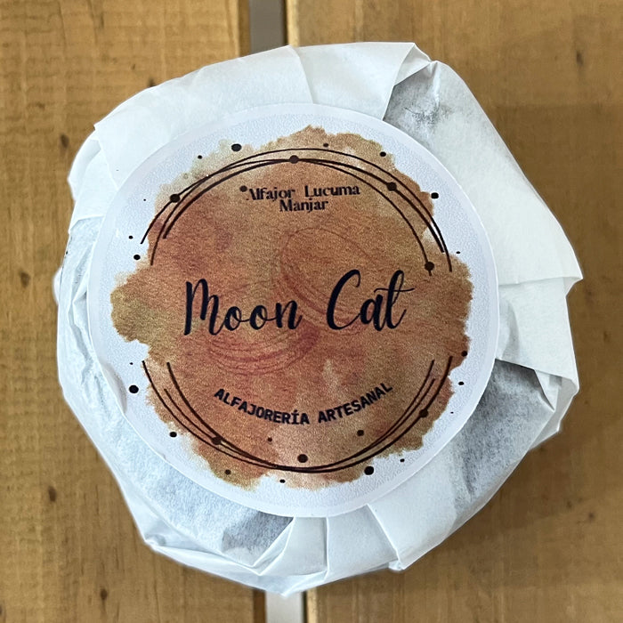 Alfajor Moon cat sin lactosa Lúcuma manjar nuez