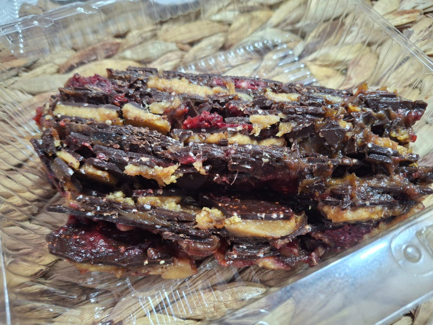 Trozo de torta sin gluten, vegana , libre de azúcar