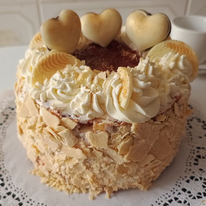 Trozo de Torta Hojarascas amor
