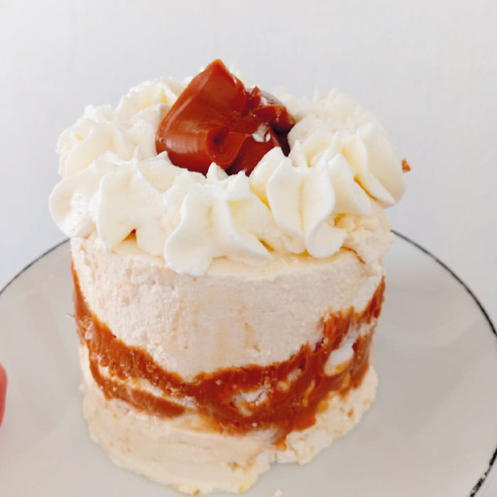 Torta helada merengue crema lúcuma manjar